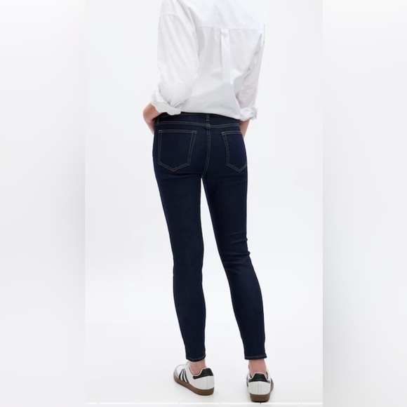 Gap Denim Women’s Favorite Jegging. Size 4/27. NWOT. - Picture 3 of 7